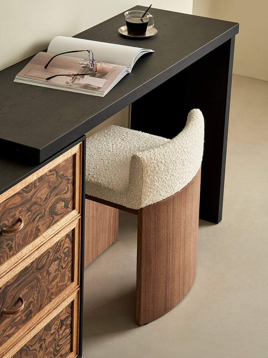 Macy Stool