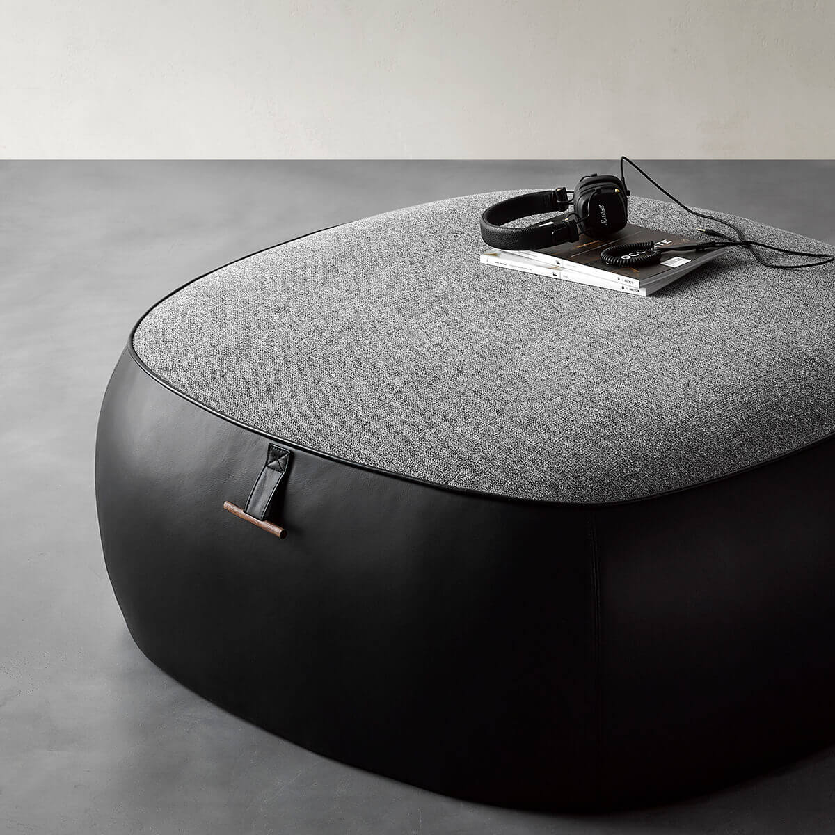 Lucas-B Stool