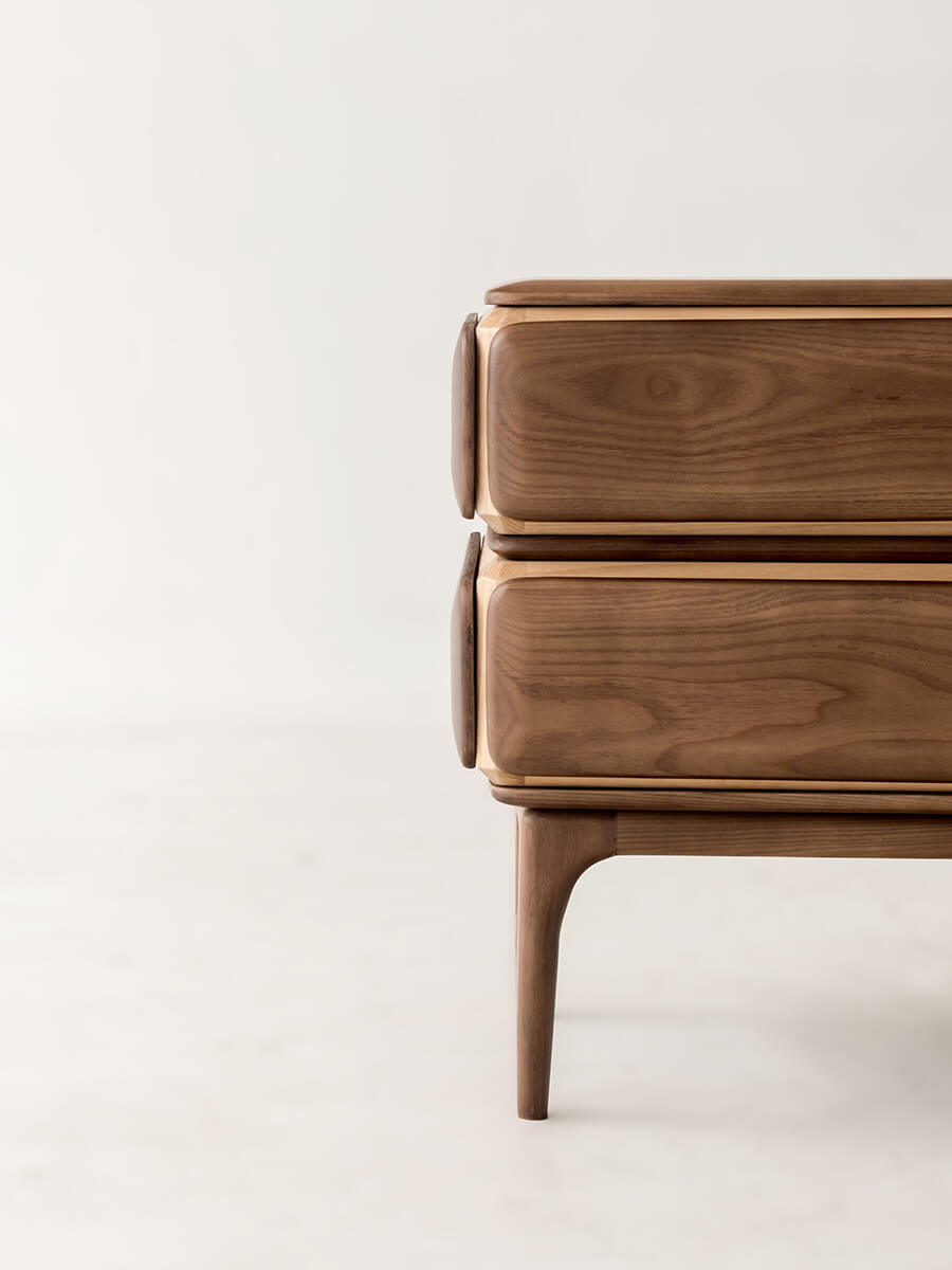 Arnold bedside table