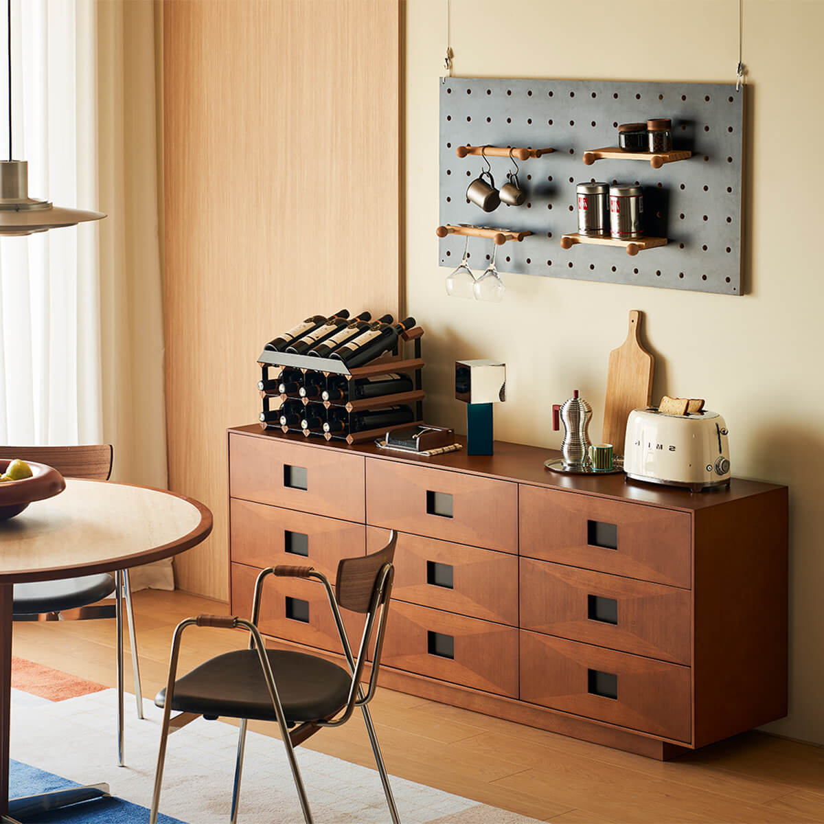 Gentle Chest of Drawers