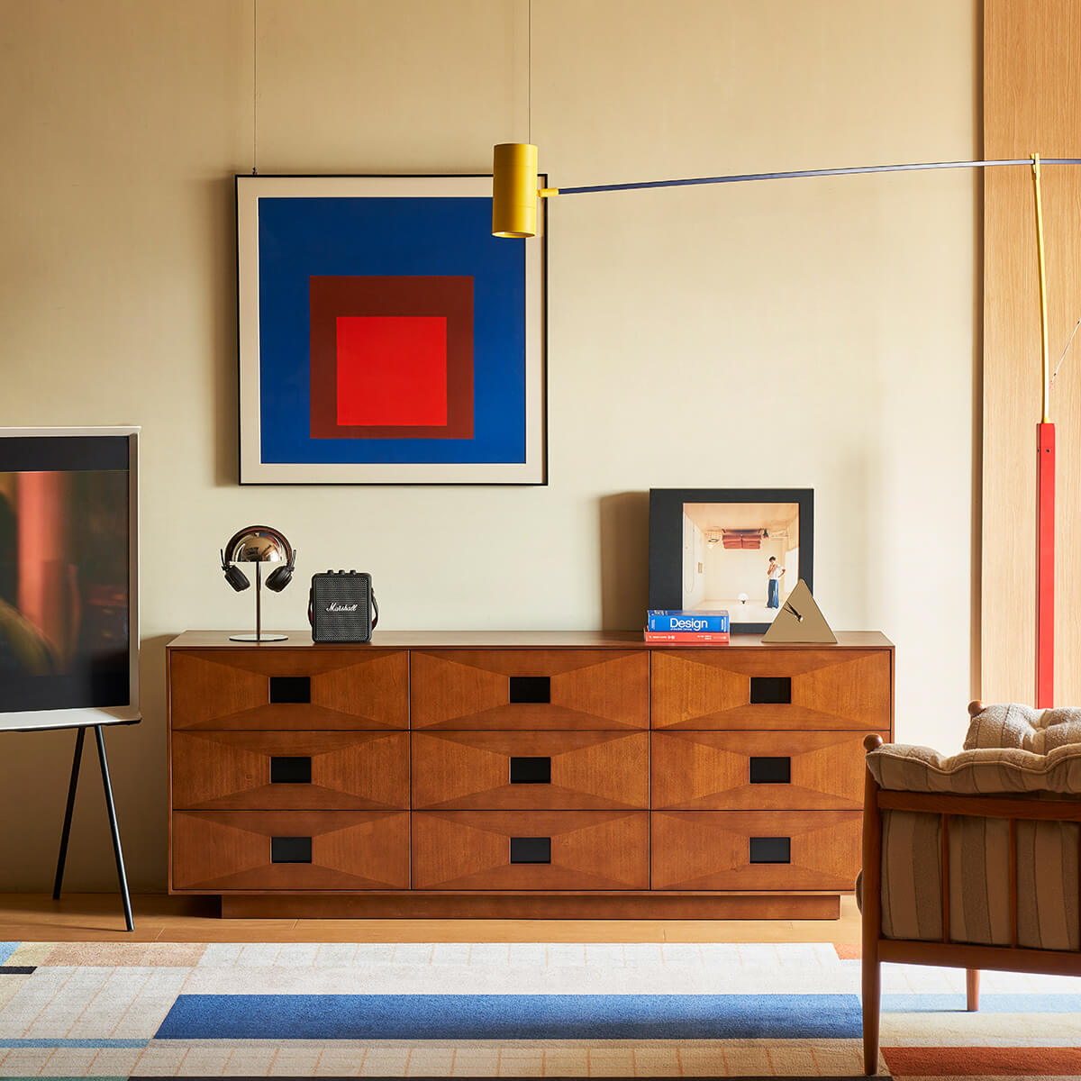 Gentle Chest of Drawers