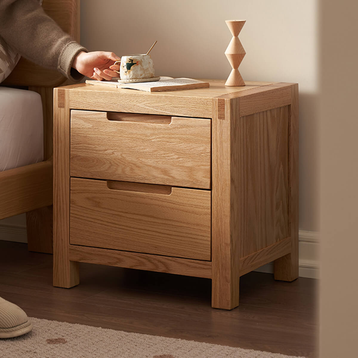 YSU-Norman Bedside Table