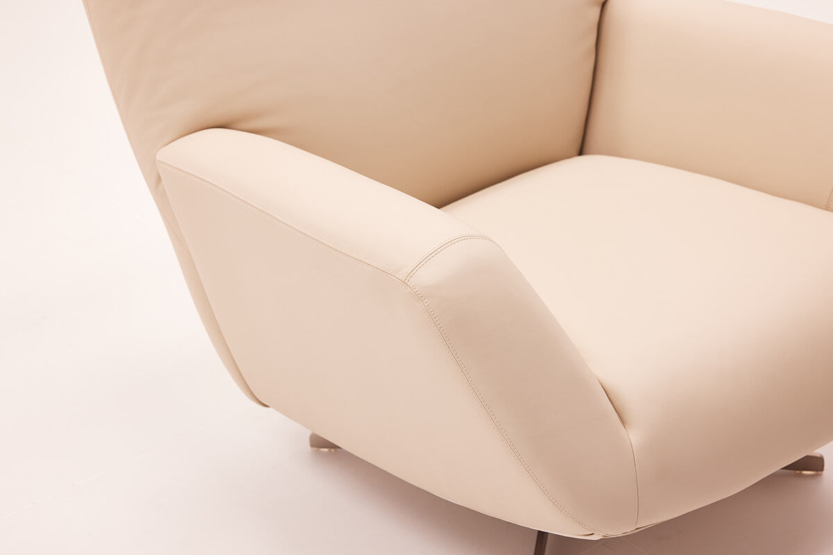 Chiara Swivel Armchair Replica