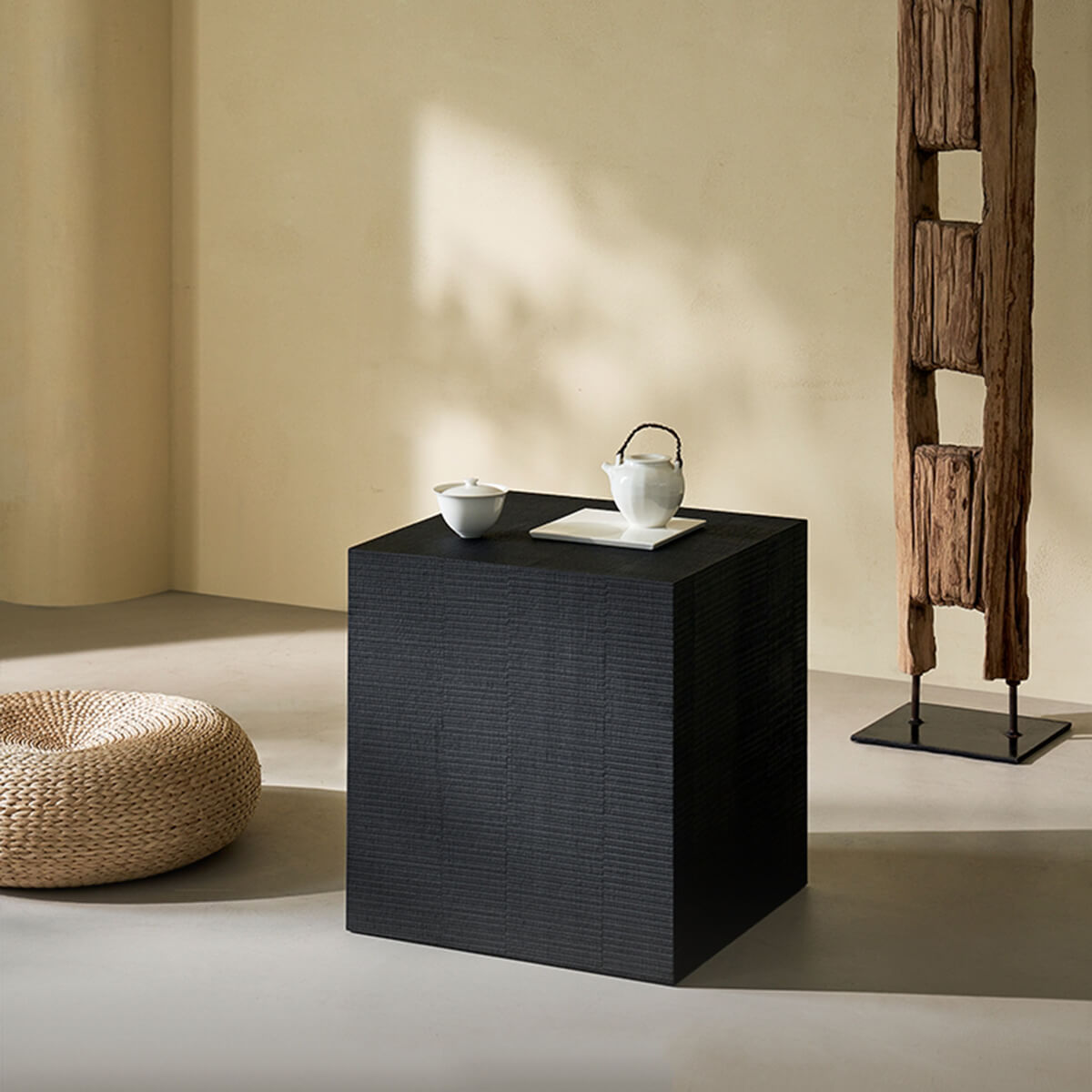 Clara Side Table