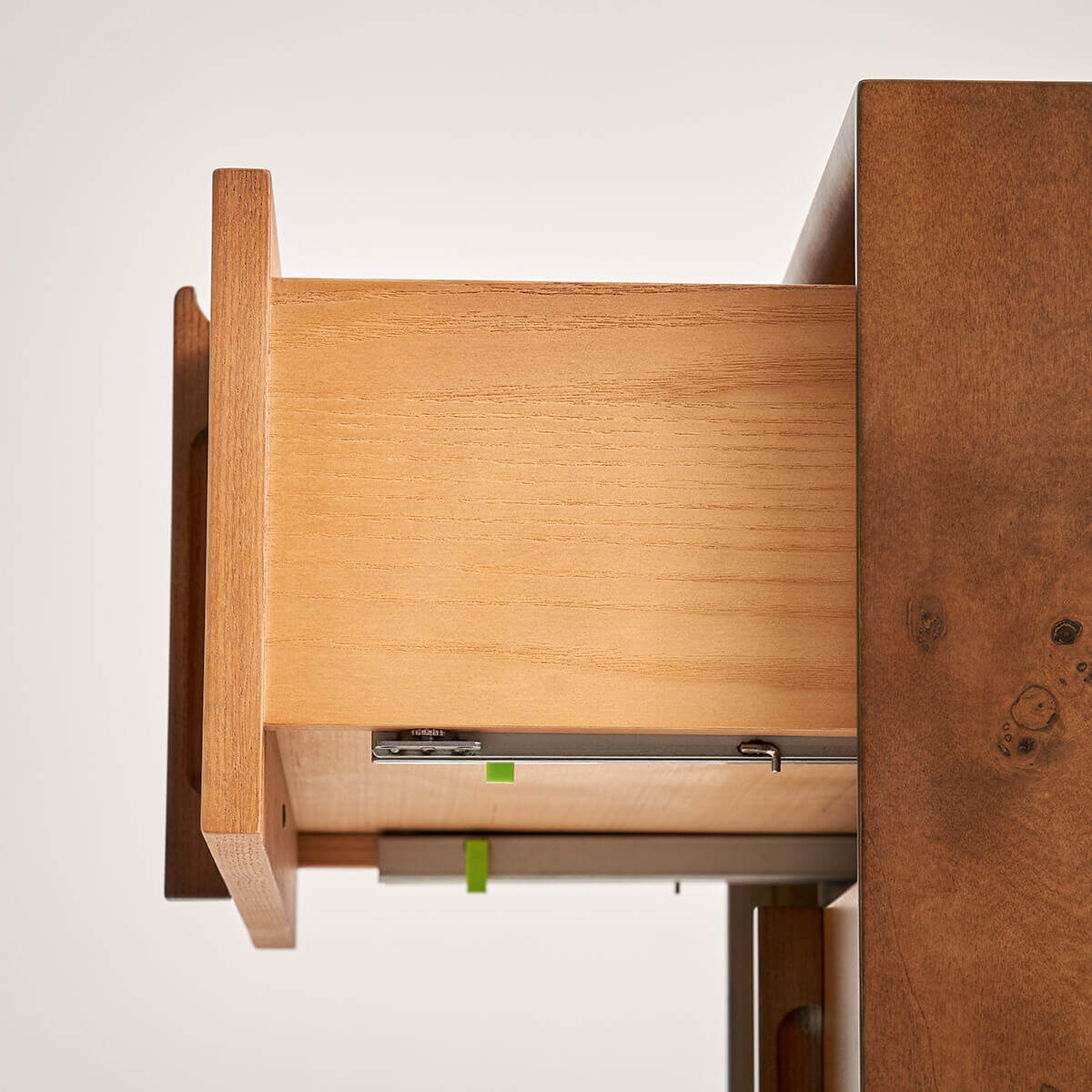 Solid oak drawer runner of the Elmora bedside table