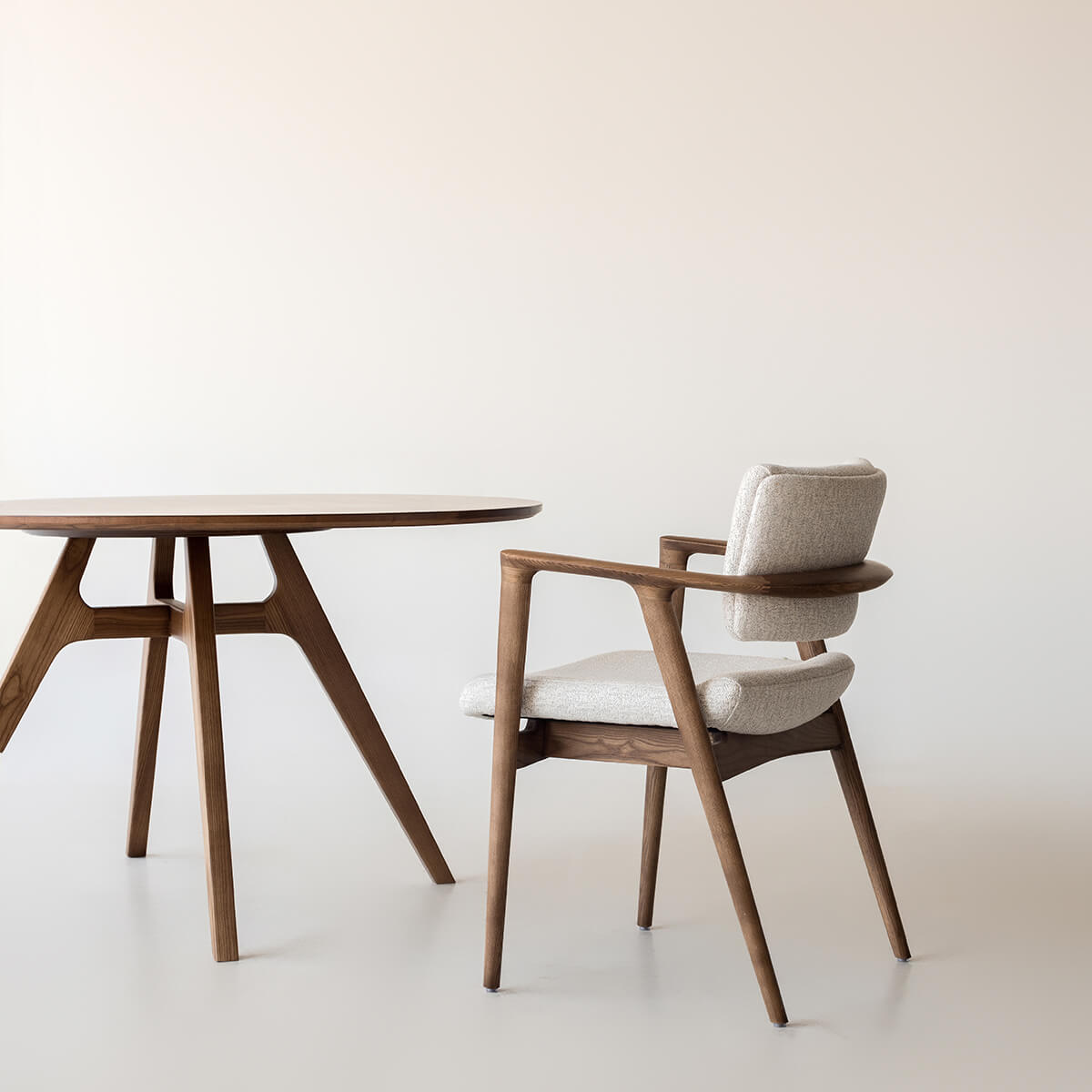 Emerson dining chair side profile with upholstered seat and timber frame
