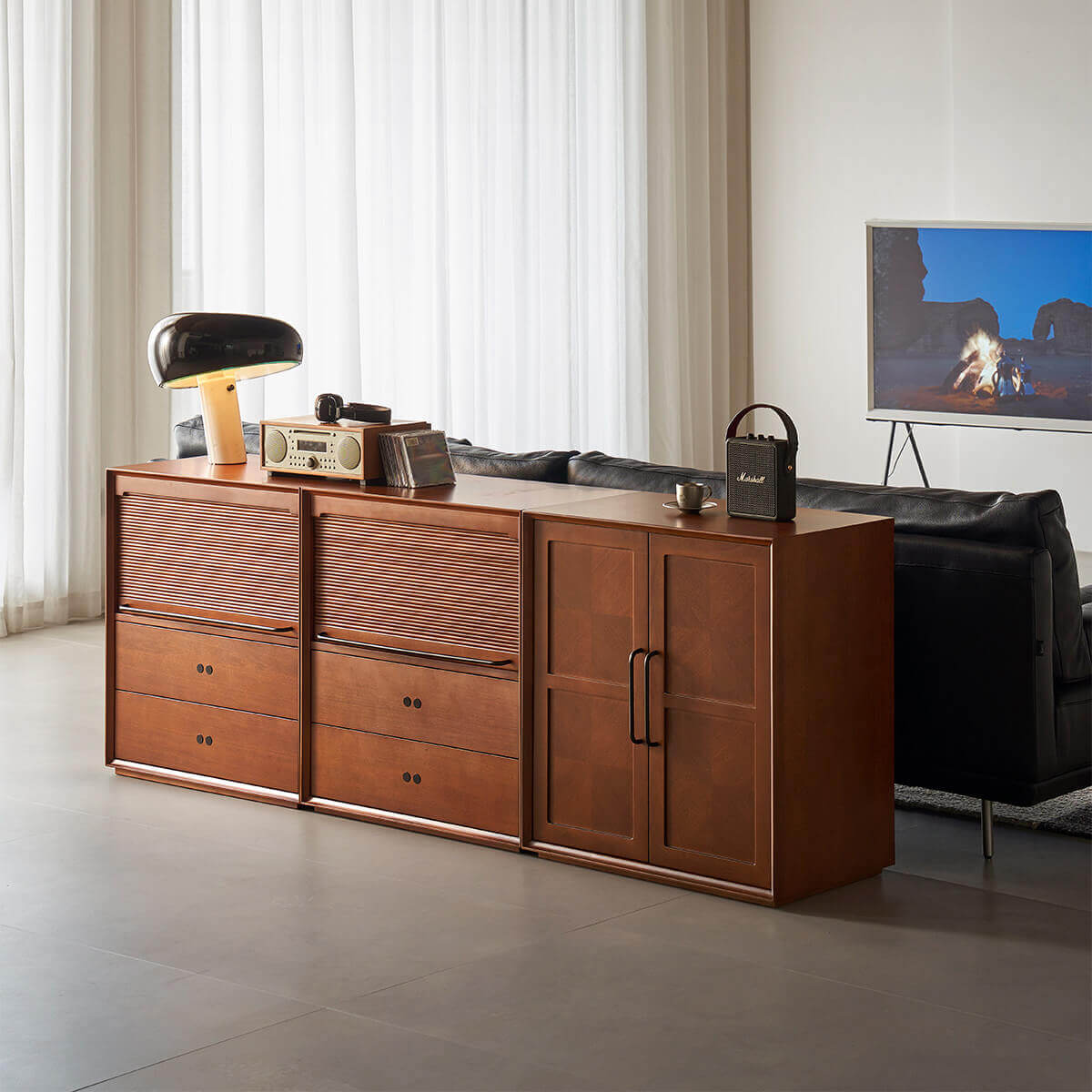 Gentle modular console cabinet in a modern living room