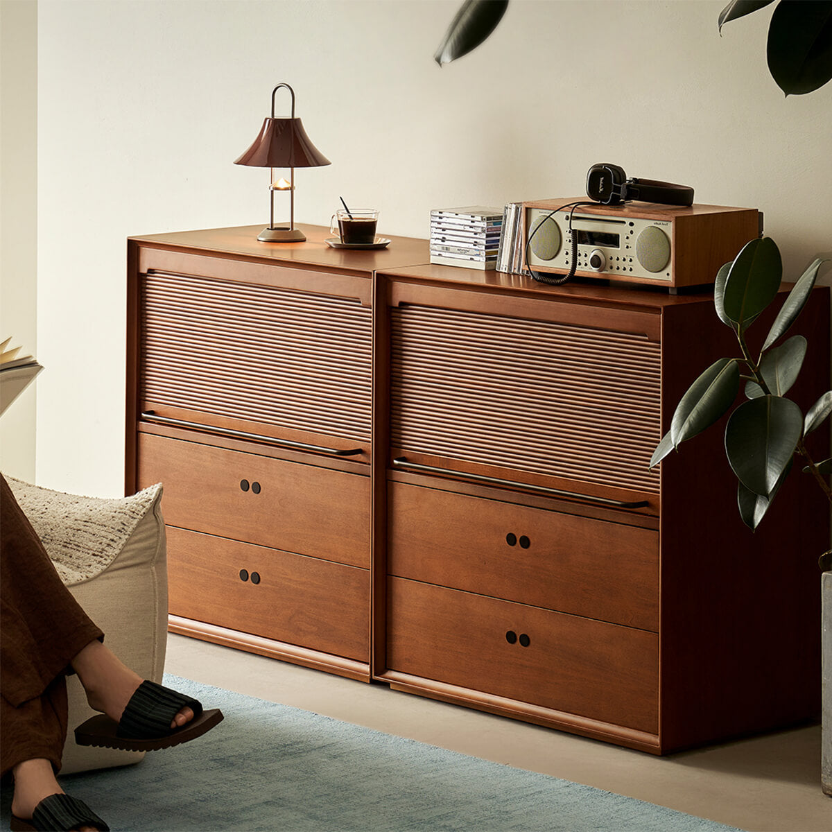 Gentle Rolling Cabinet