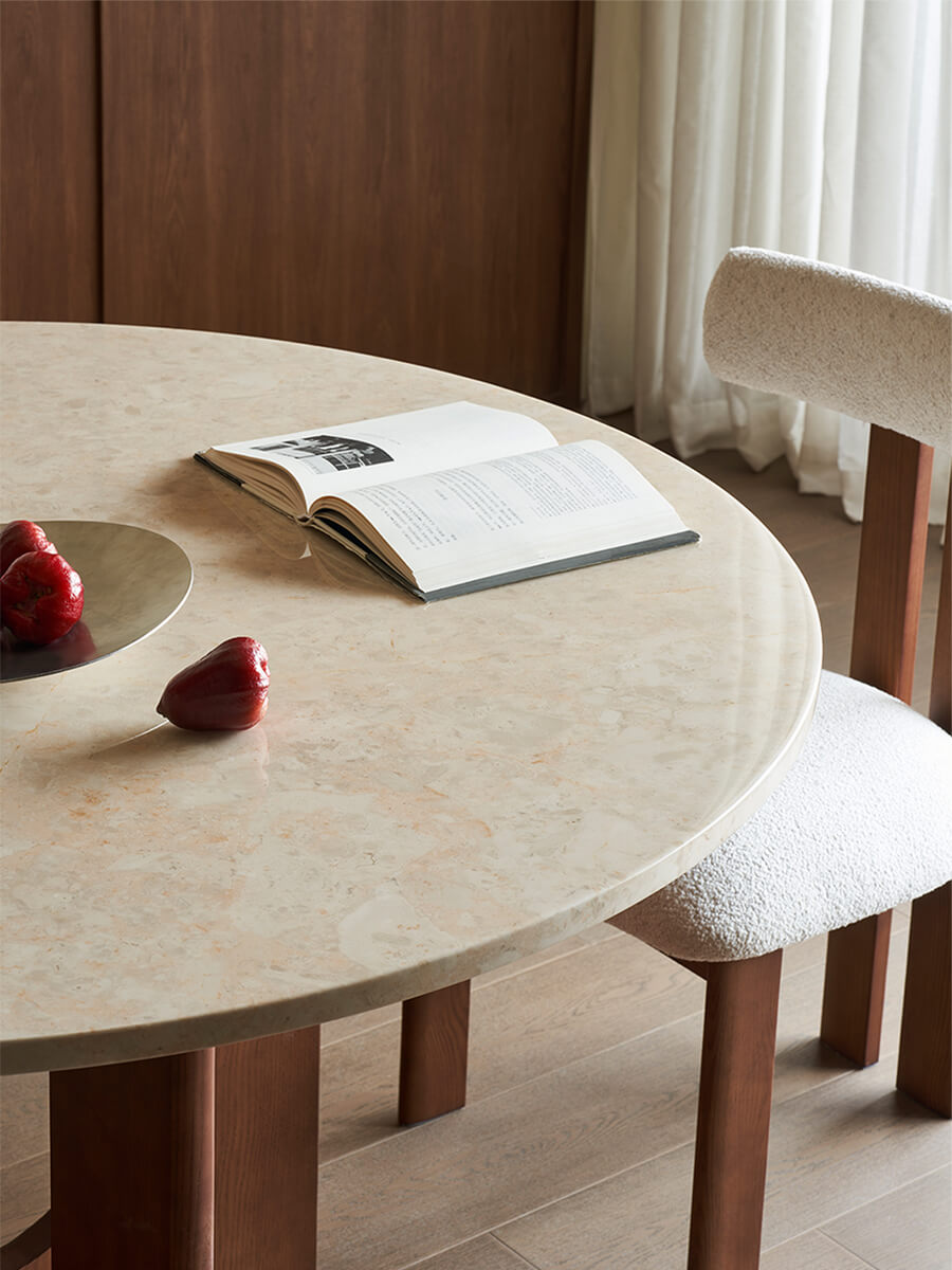 Hannah Dining Table light beige marble tabletop detail