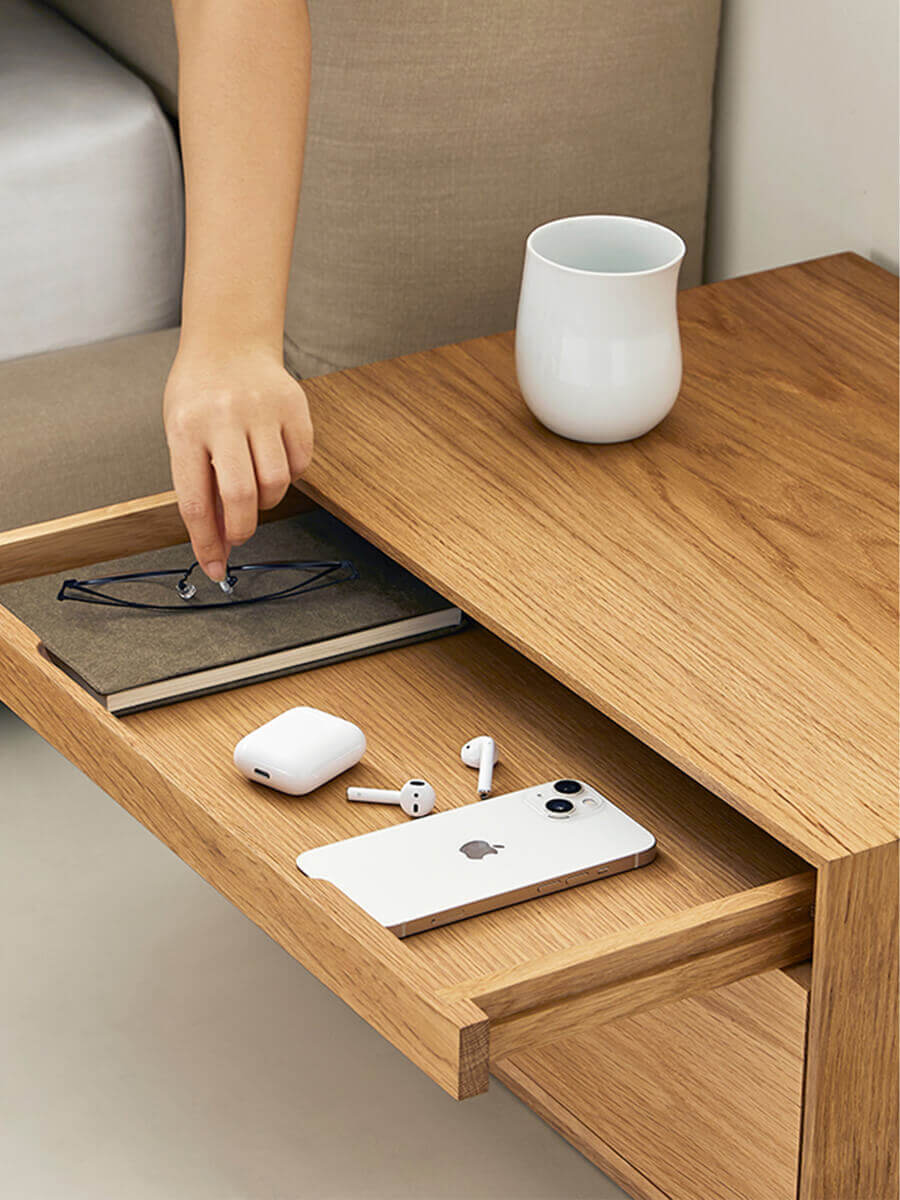 Removable serving tray for Heidelberg bedside table