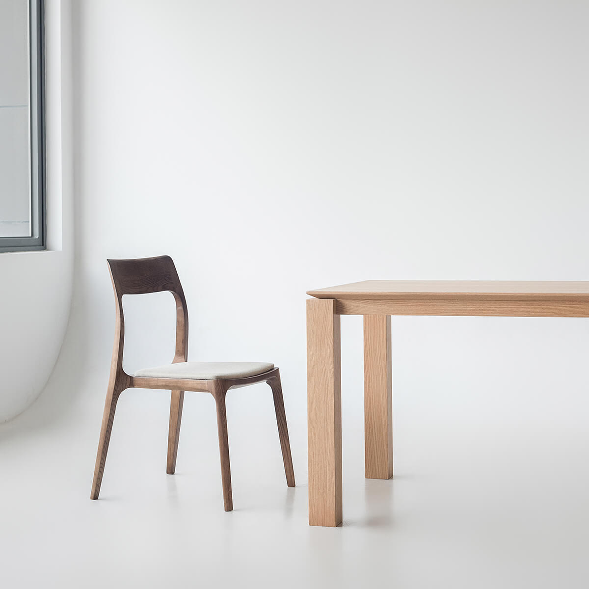 Lachlan oak dining table paired with visby dining chair