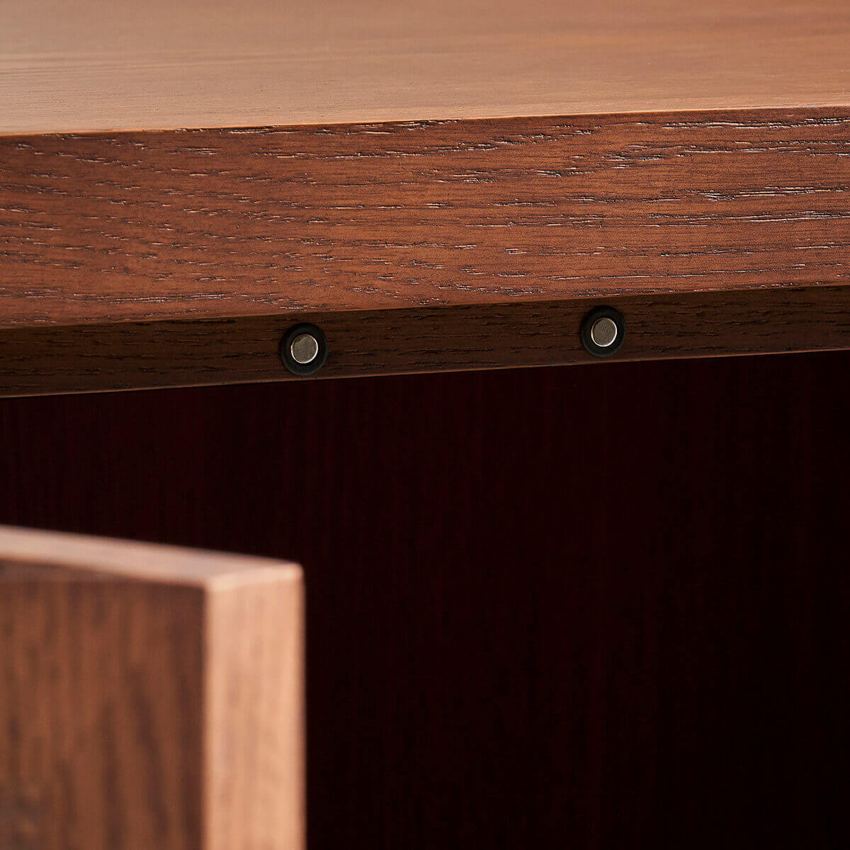 Louvre Arched Glass TV Unit door catch detail