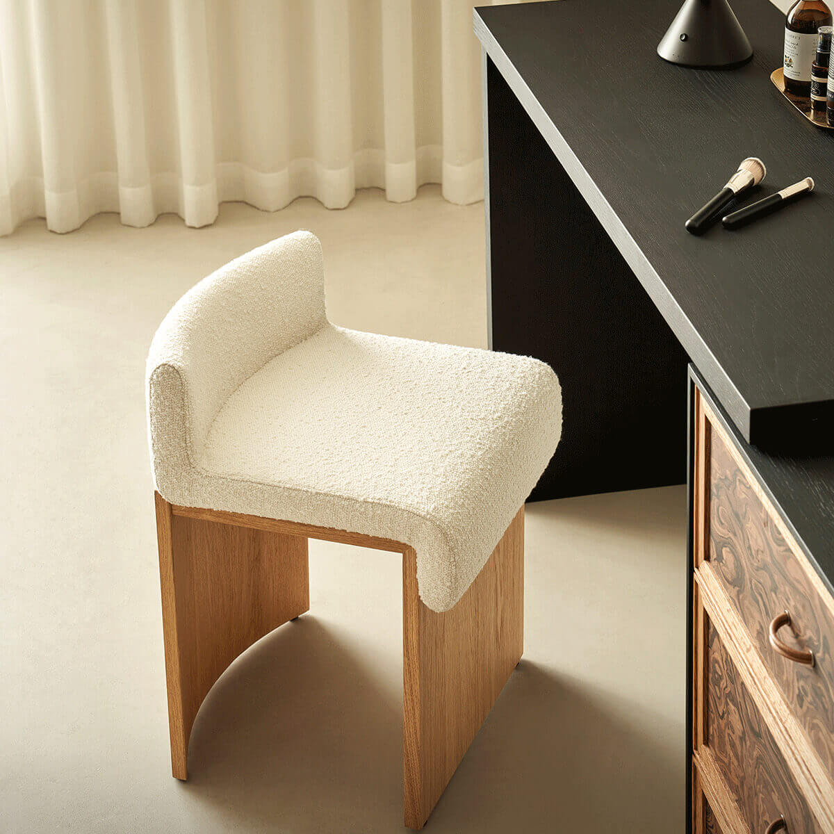 Macy Stool