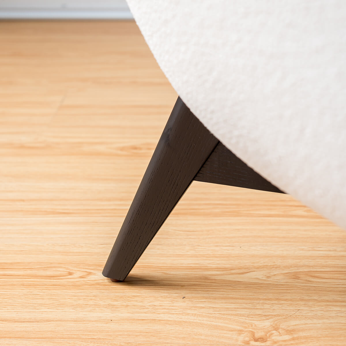 Roland Armchair
