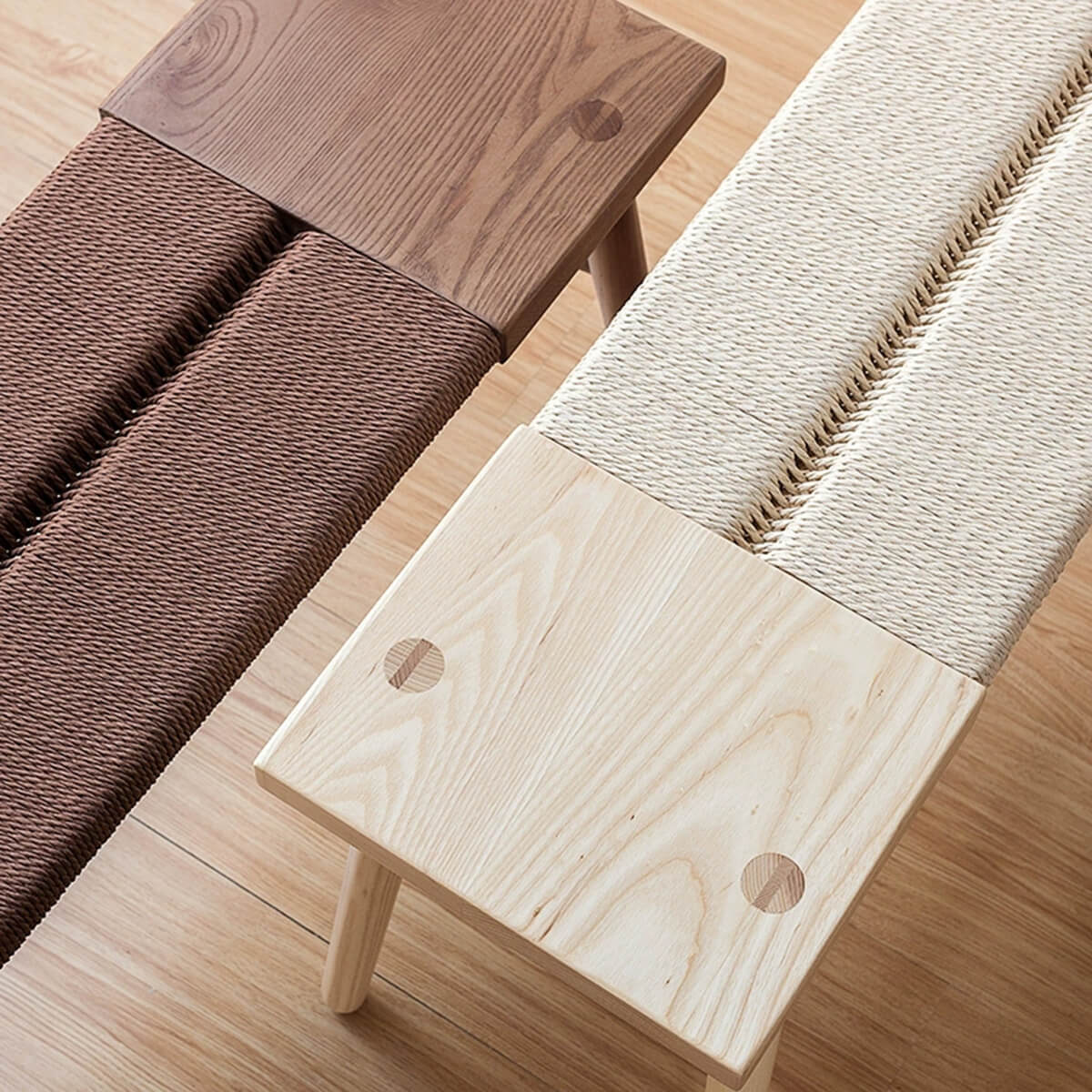 Saro solid American ash bench