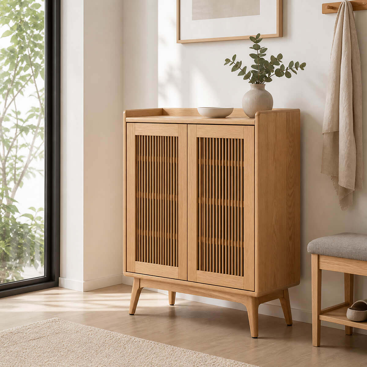 Sarona solid oak shoe cabinet 800W in modern entryway setting