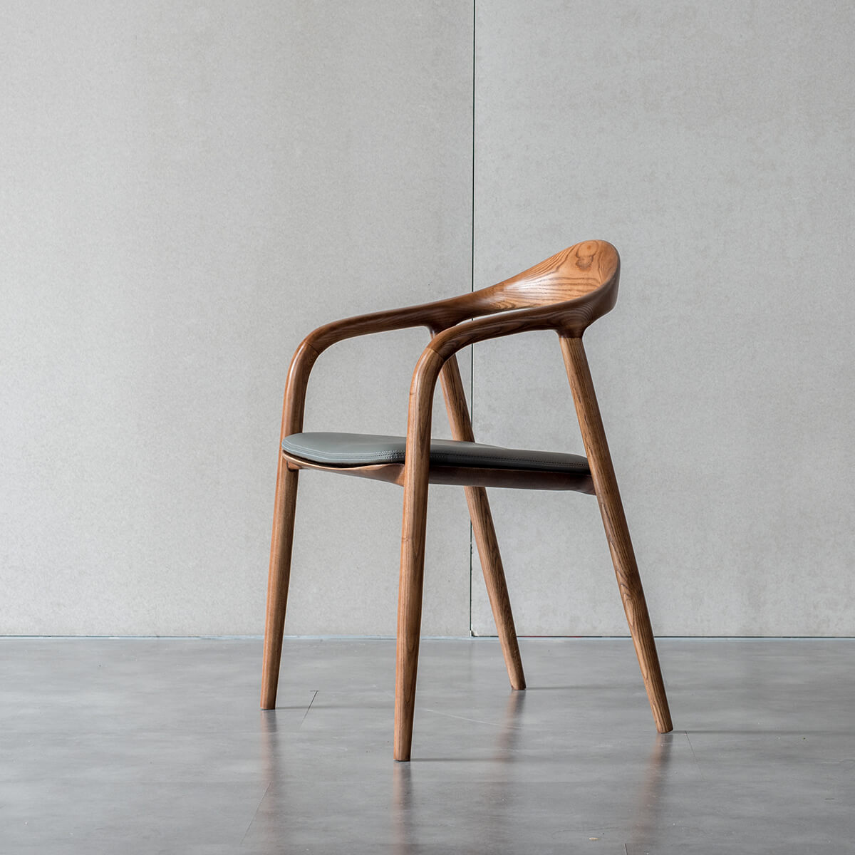 summit dining chair walnut 45° view