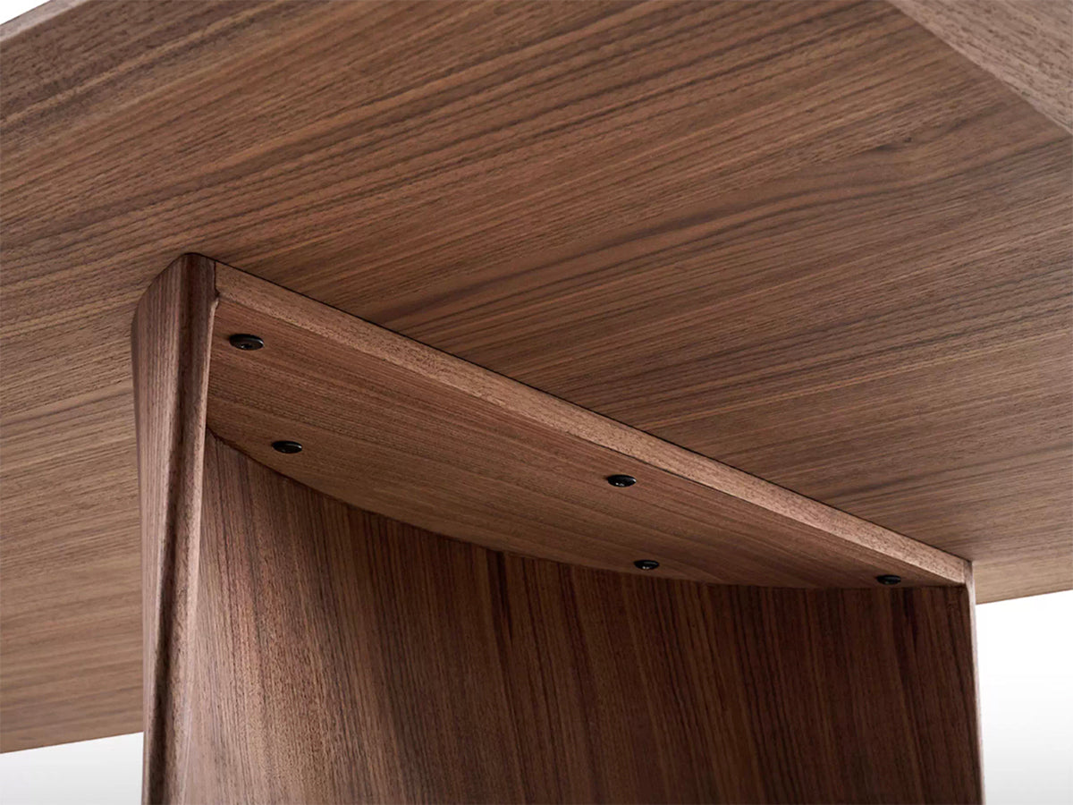 Internal construction detail of Vertex dining table