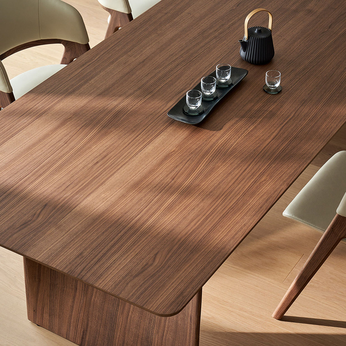 Vertex Dining Table
