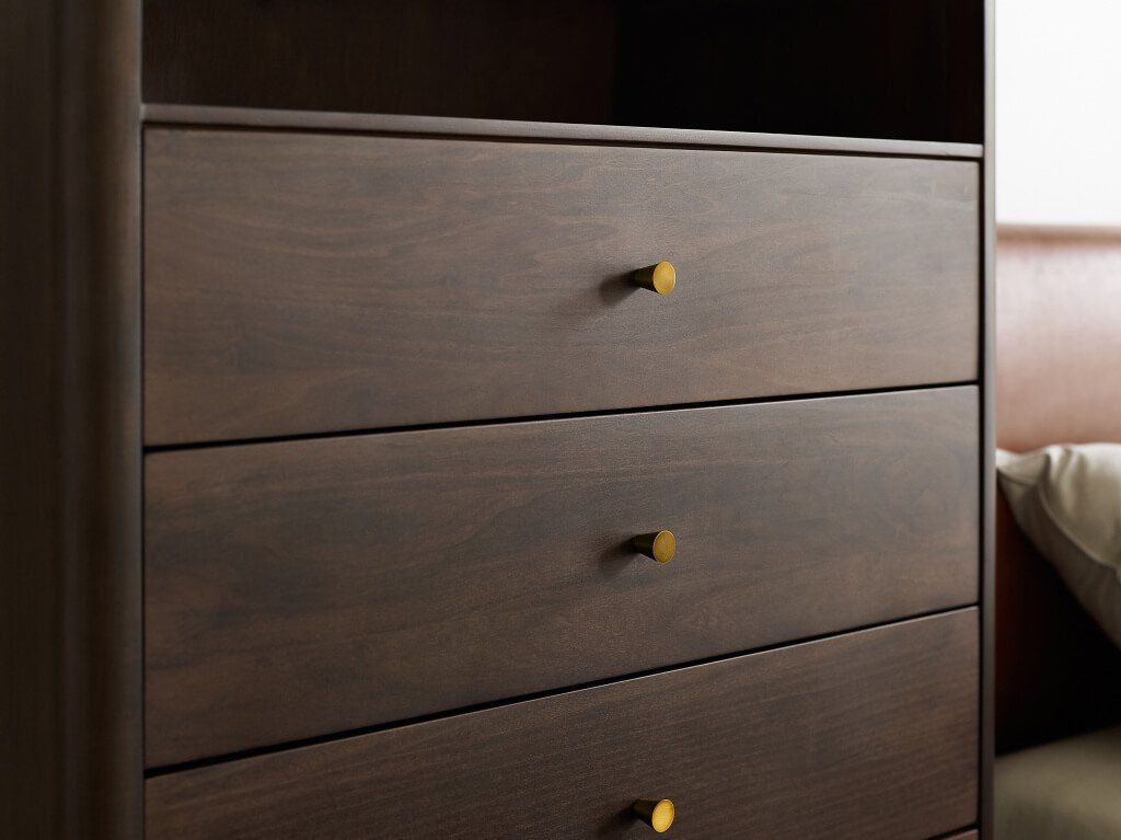 Avanni Solid Wood Chest of 5 Drawers Z-furnishing