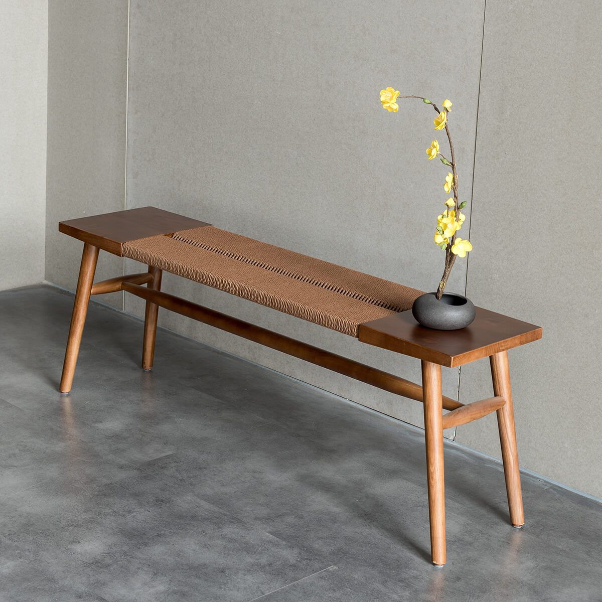 Saro Dining Bench Z-furnishing