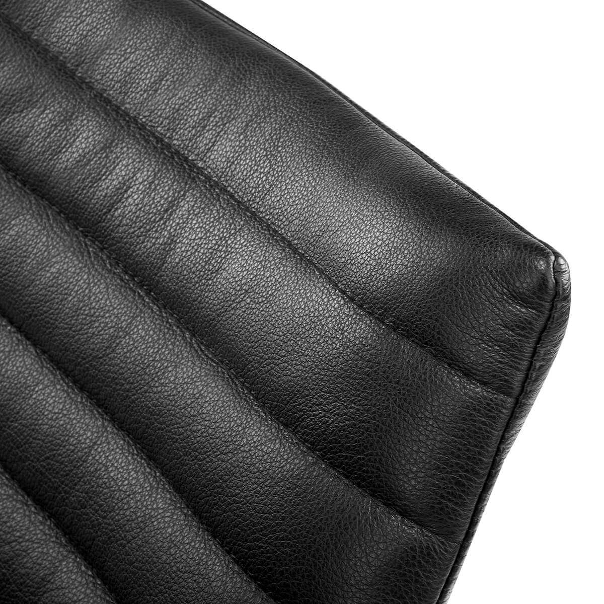Semi-aniline leather detail of KEBE Eagle lounge chair