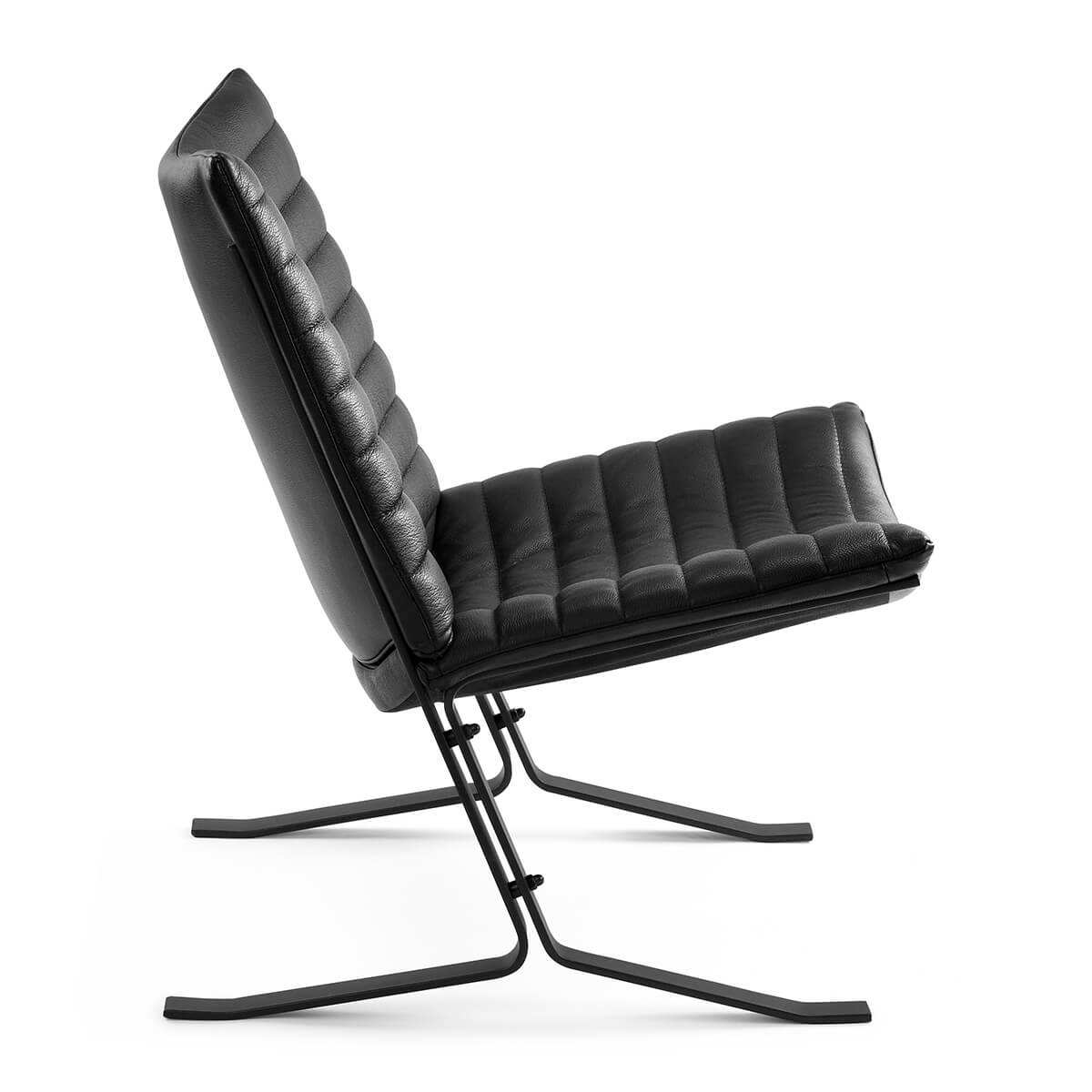 Side profile of KEBE Eagle lounge chair