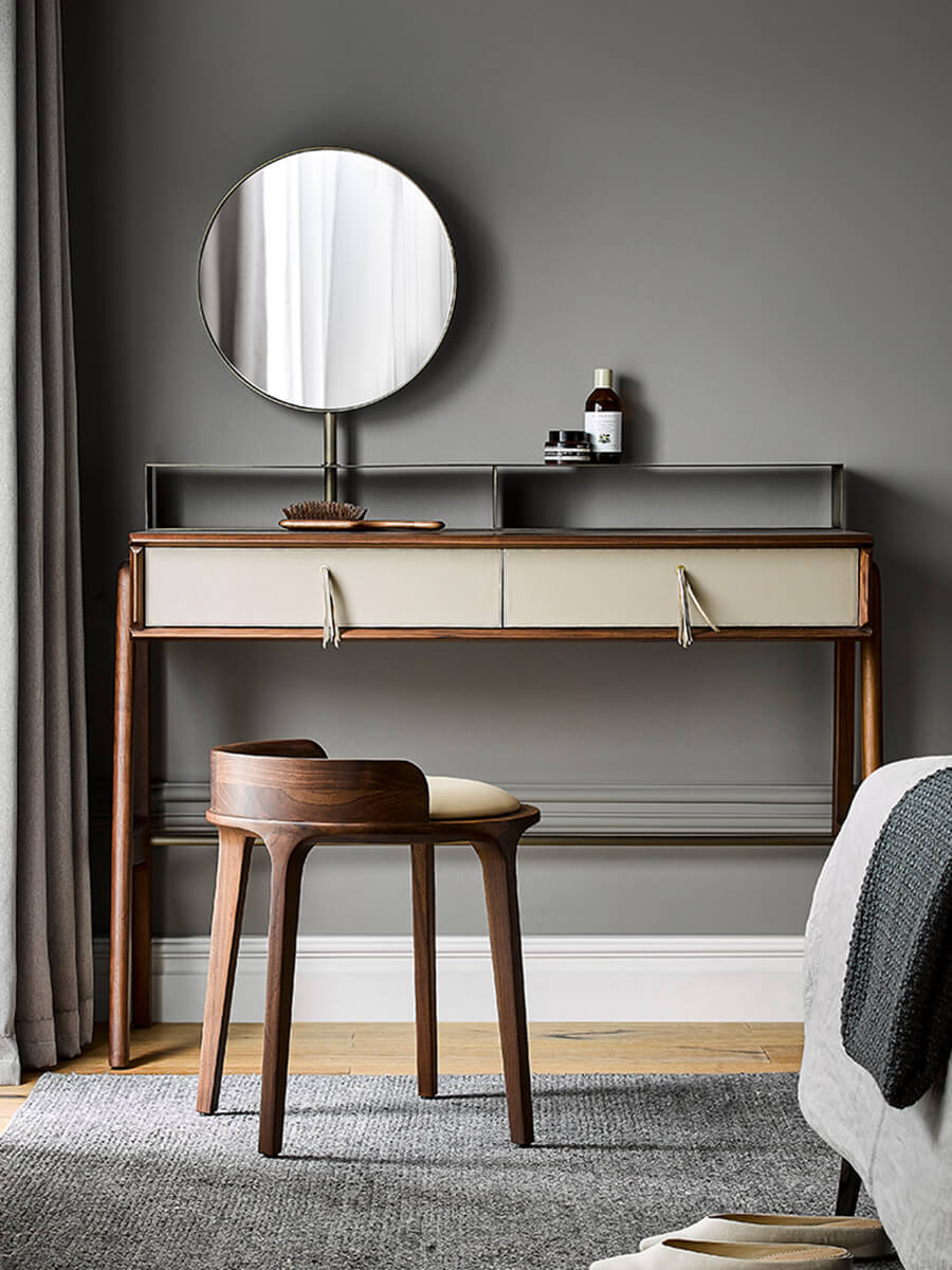 Nora Walnut Stool