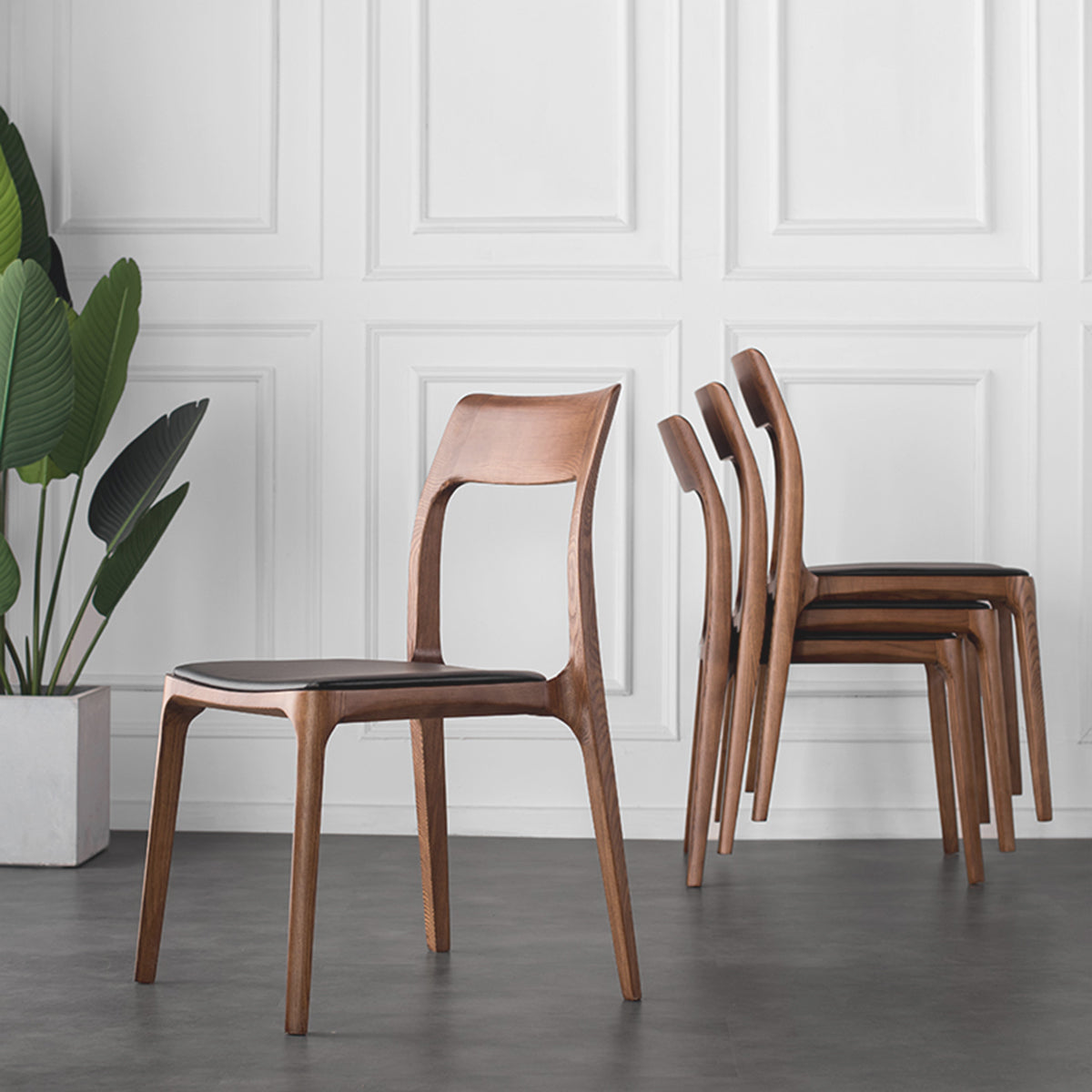 Minimalist Visby dining chair with upholstered seat